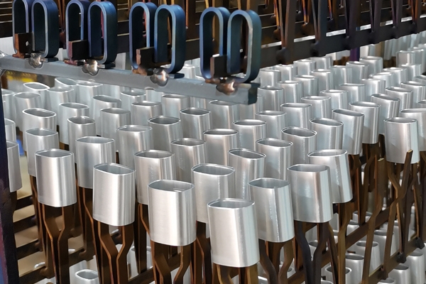 南京制造商研發(fā)電源鋁合金外殼，精確又輕便