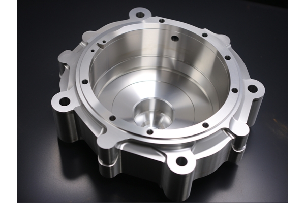 鋁材CNC加工：提升產品精度的關鍵(cnc鋁型材加工中心)