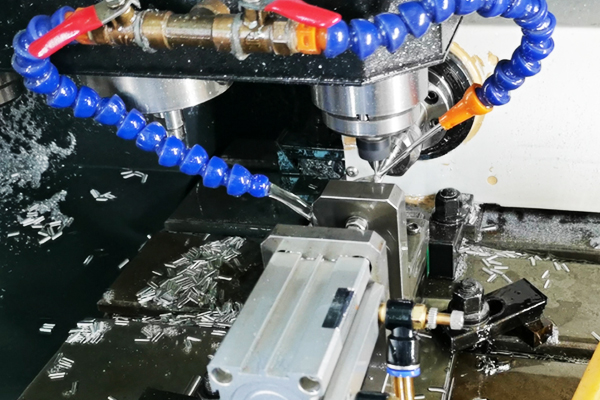 用CNC加工打造個(gè)性化定制的產(chǎn)品(圖1) 用CNC加工打造個(gè)性化定制的產(chǎn)品(圖1)